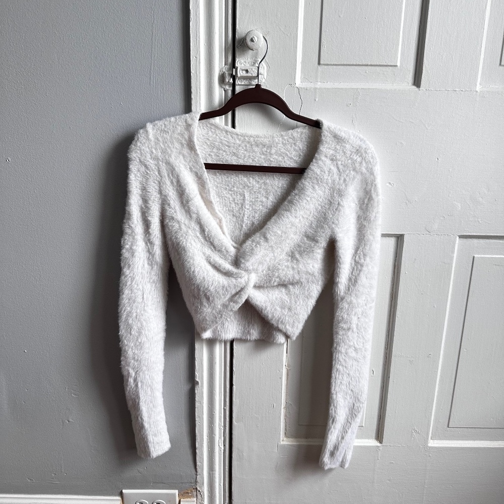 Aerie Woman's Crop Sweater - White - Size S